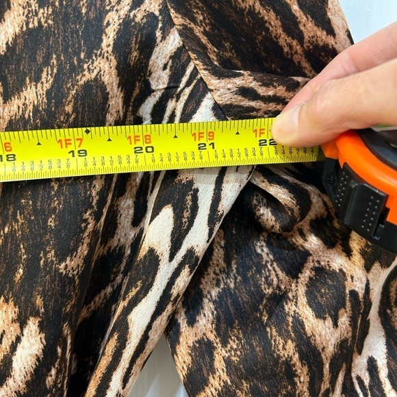 NWT I.N.C. Satin Animal Print Dress Button Front Belted With Pockets Size 16 - Picture 7 of 10